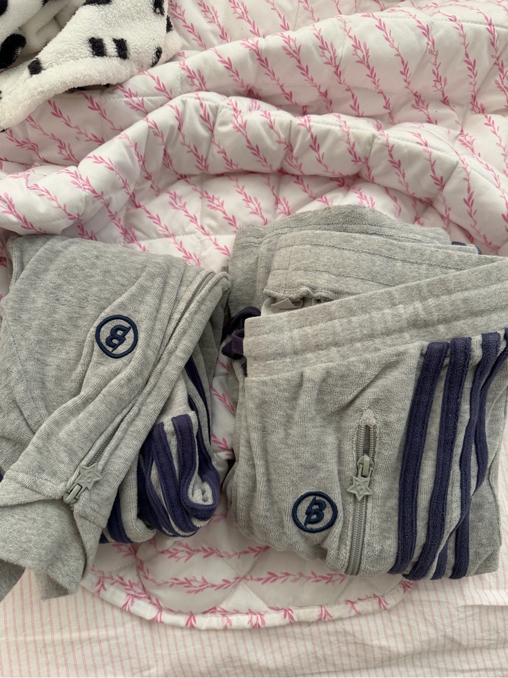 Gray Women's Jogger Sweatpants with Navy Stripe Accents